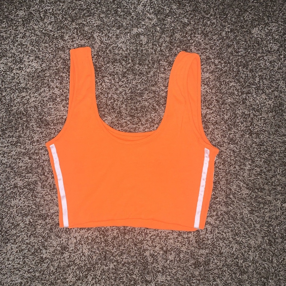 Crop from fashion nova never worn